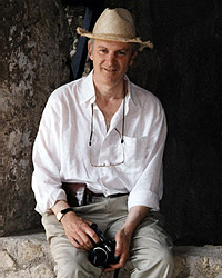 Robert Temple